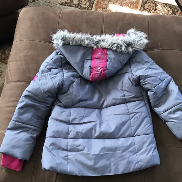 Girls Hooded Puffer Jacket With Faux-Fur Trim - Picture 3 of 3